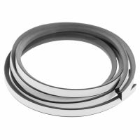Auxiliary t-top sealing strips